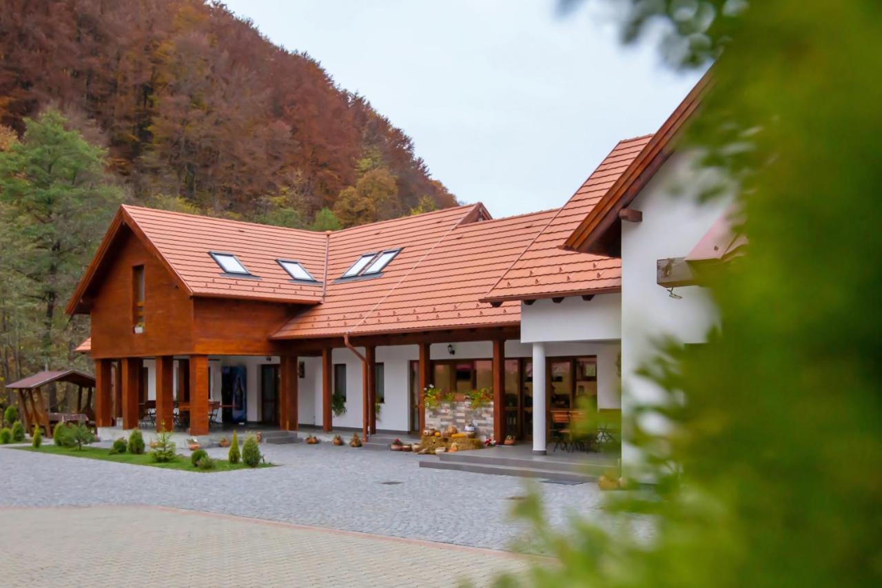 Patakmenti Panzio Spa 科伦德 外观 照片