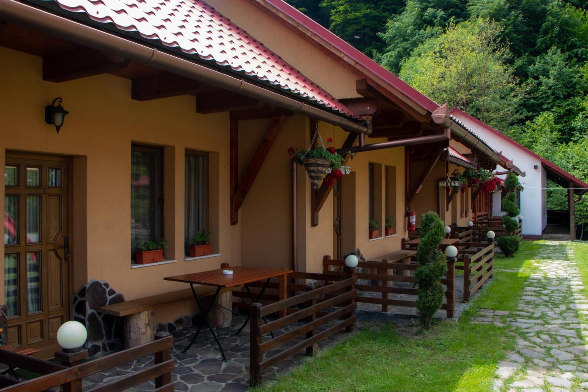Patakmenti Panzio Spa 科伦德 外观 照片